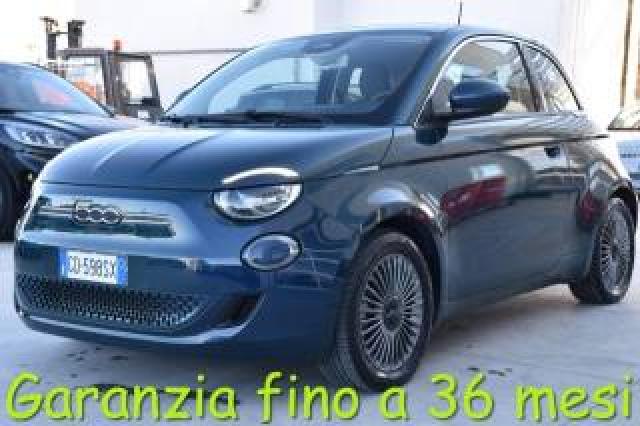 Fiat 500e Berlina 42 Kwh Icon 
