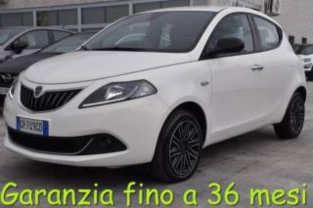 Lancia Ypsilon 1.0 Firefly 5 Porte S&s Hybrid Gold *telecamera* 