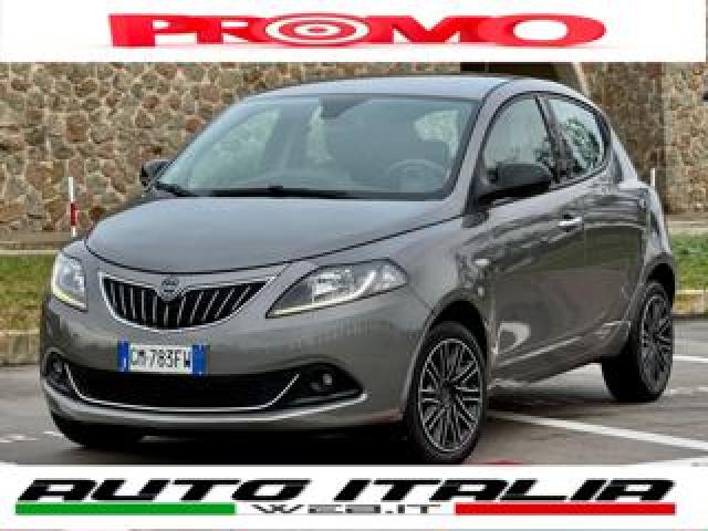 Lancia Ypsilon Hybrid Gold+navi+sensori Park+5 Posti 