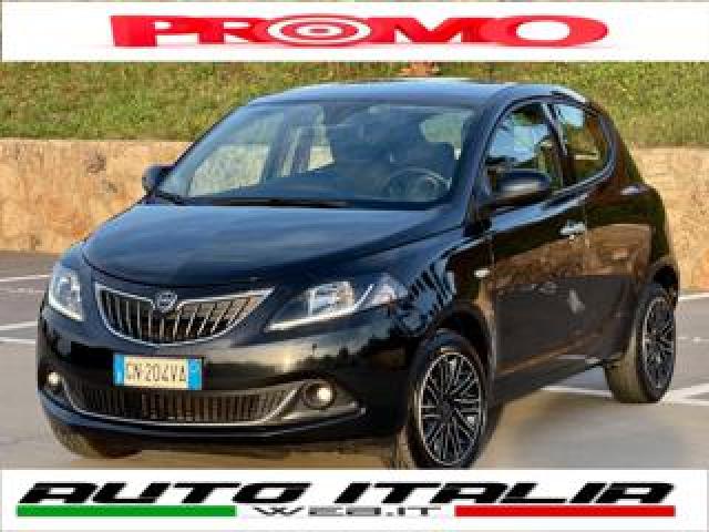 Lancia Ypsilon Hybrid Gold+navi+sensori Park+5 Posti 