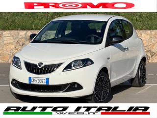 Lancia Ypsilon Hybrid Gold+navi+retrocamera+5posti+led 