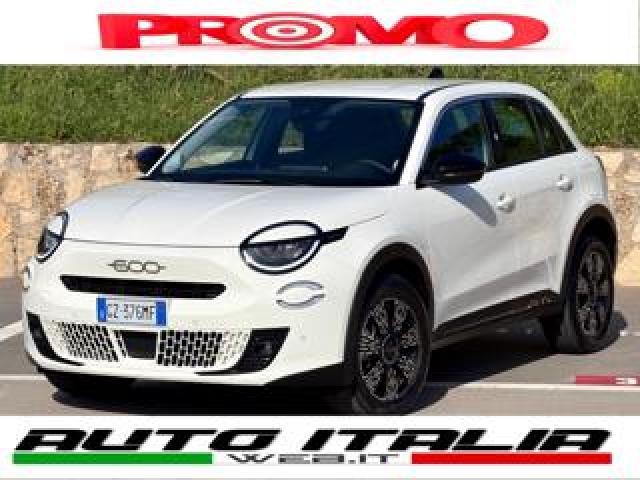 Fiat 600 Hybrid 145cv Dct Mhev+navi+rcam+2pdc+led 