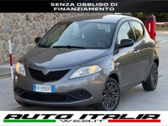 Lancia Ypsilon 1.2 69cv Gpl Gold+schermo+sensori+5 Posti 