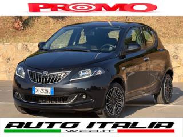 Lancia Ypsilon Gold+navi Carplay+sensori+led 