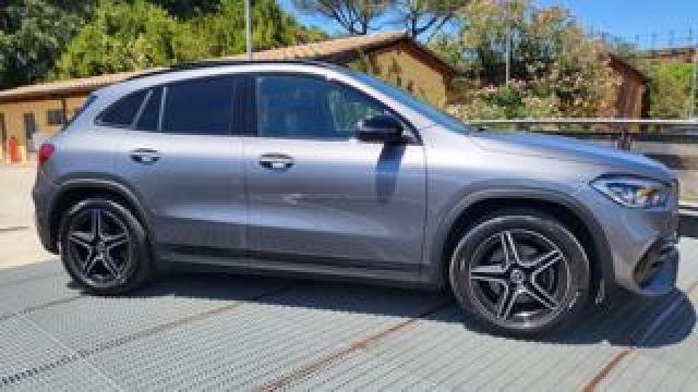 Mercedes Benz