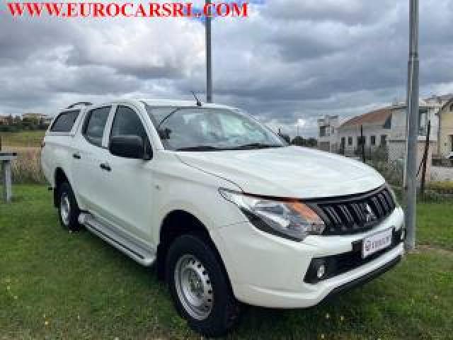 Mitsubishi L200 2.4 Di-D/154cv Double Cab Invite 