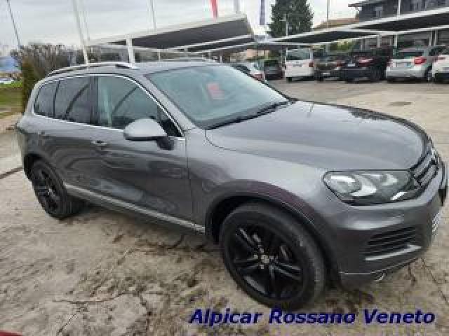 Volkswagen Touareg 3.0 Tdi 245 Cv Tiptronic Bluemotion Techn. Executi 