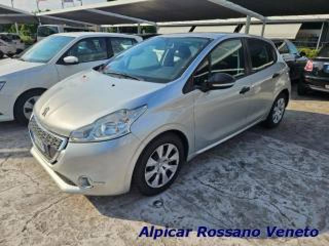 Peugeot 208 1.4 8v Hdi 68cv 5p. Allure 