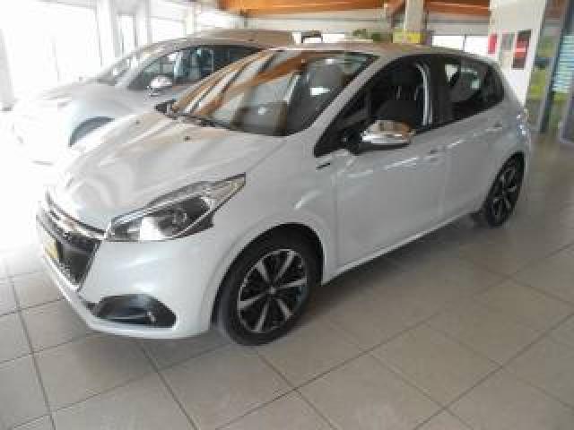 Peugeot 208 Allure 
