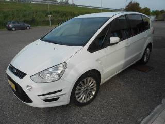 Ford S-Max Titanium Powershift 7posti 