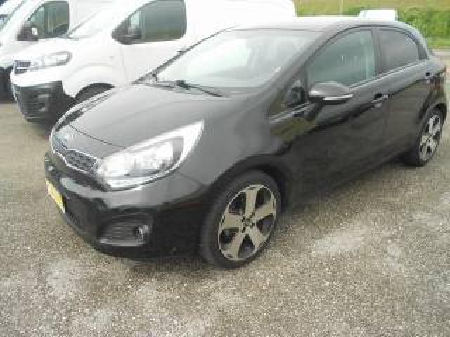 Kia Rio Active 