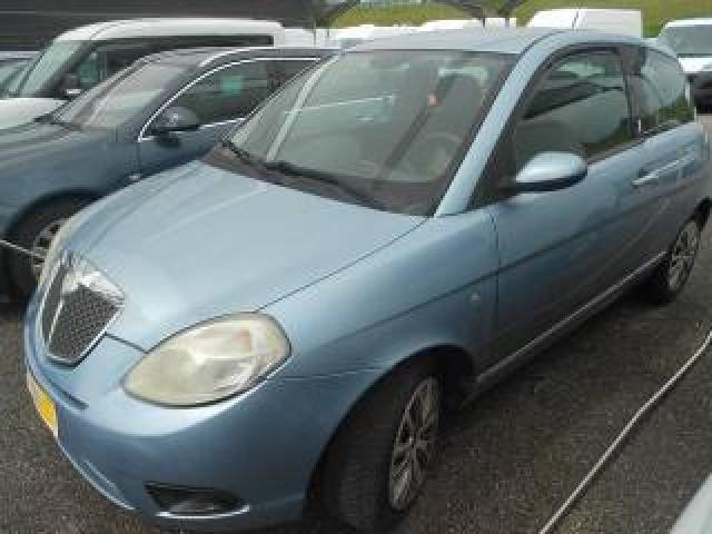 Lancia Ypsilon Argento 