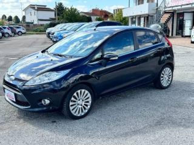 Ford Fiesta 1.4 Tdci 68cv 5 Porte Titanium 