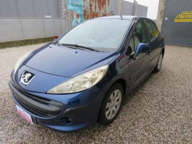 Peugeot 207 1.4 88cv 5p. One Line 