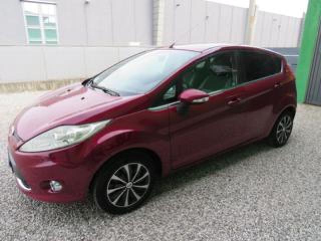 Ford Fiesta 1.4 5 Porte Bz.- Gpl Titanium 