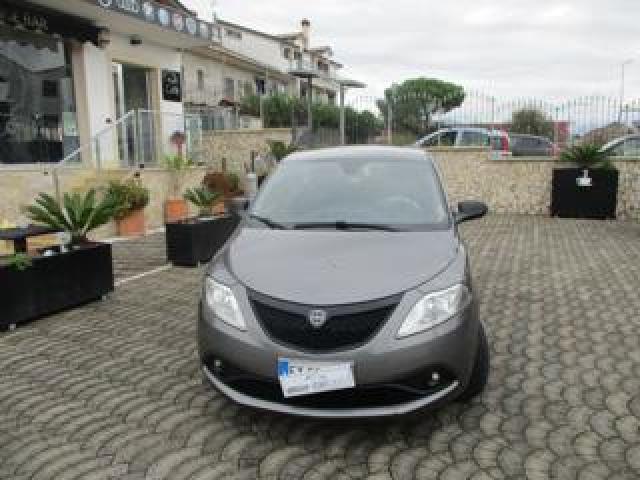Lancia Ypsilon 1.2 69 Cv 5 Porte Gpl Ecochic Gold 