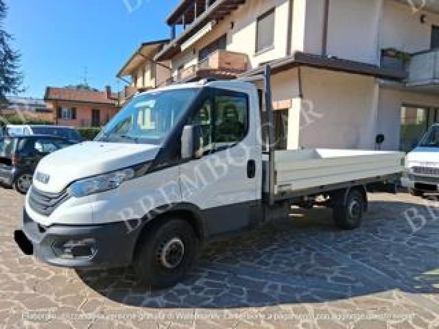 Iveco Daily 35s14 2.3 Hpt Plm Cabinato 