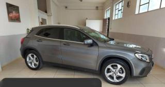Mercedes Benz Gla 200 D Automatic Sport 