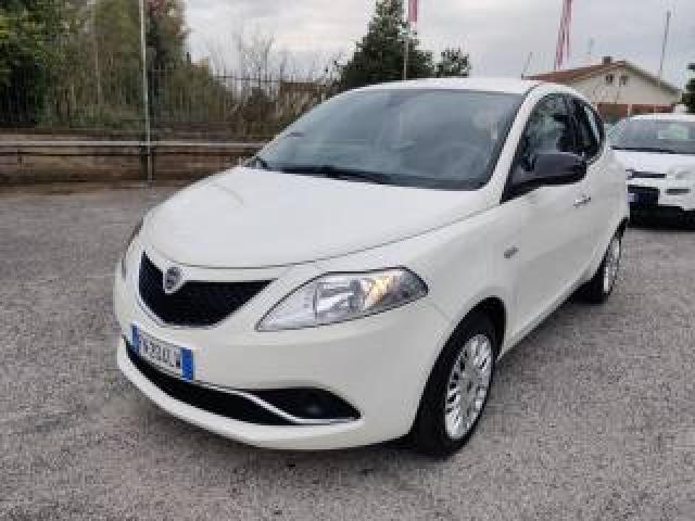 Lancia Ypsilon 1.2 69 Cv 5 Porte Gpl Ecochic Gold 