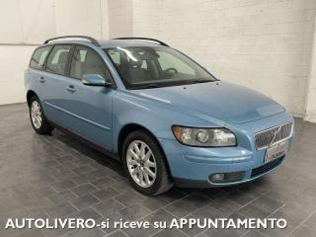 Volvo V50 2.0 D 136cv Momentum-Unipro 