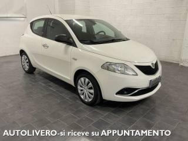 Lancia Ypsilon 1.2 69 Cv 5 Porte Gold 