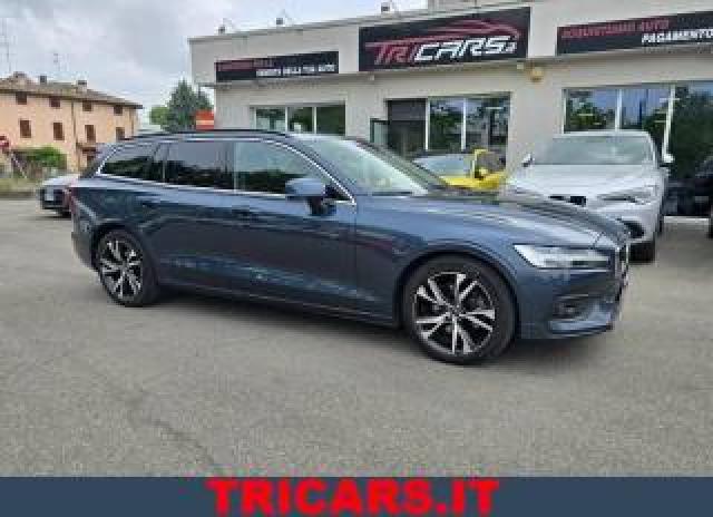 Volvo V60 B4 Diesel Mild Hybrid  Autom. Core Gancio Permute 