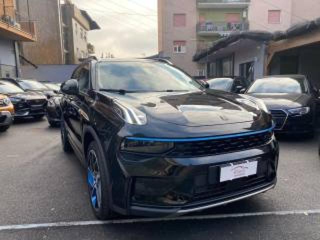 Lynk & Co 01 Phev  