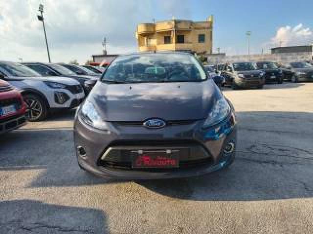 Ford Fiesta 1.4 Tdci 70cv 5 Porte Titanium 
