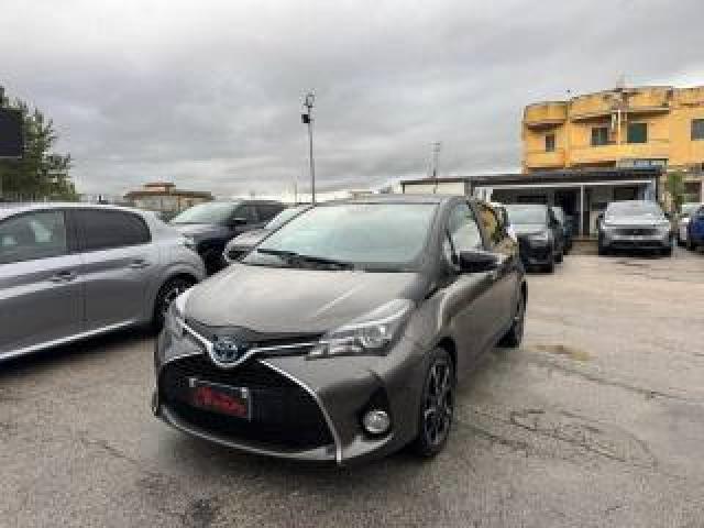 Toyota Yaris 1.5 Hybrid 5 Porte Trend platinum Edition 