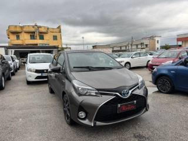 Toyota Yaris 1.5 Hybrid 5 Porte Trend platinum Edition 