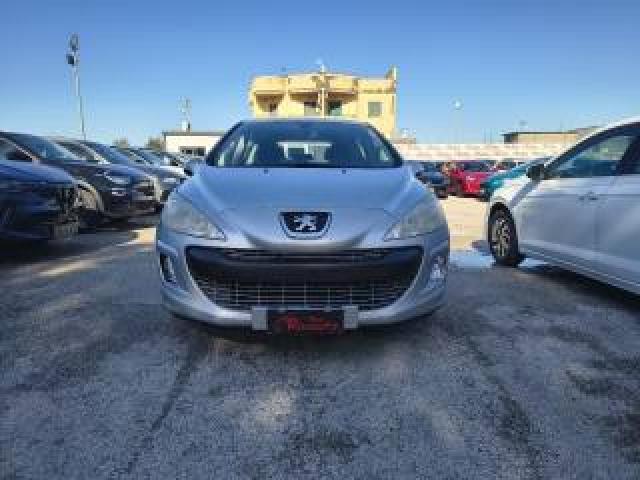 Peugeot 308 1.6 Hdi 110cv Tecno 2-Tronic Automatica 