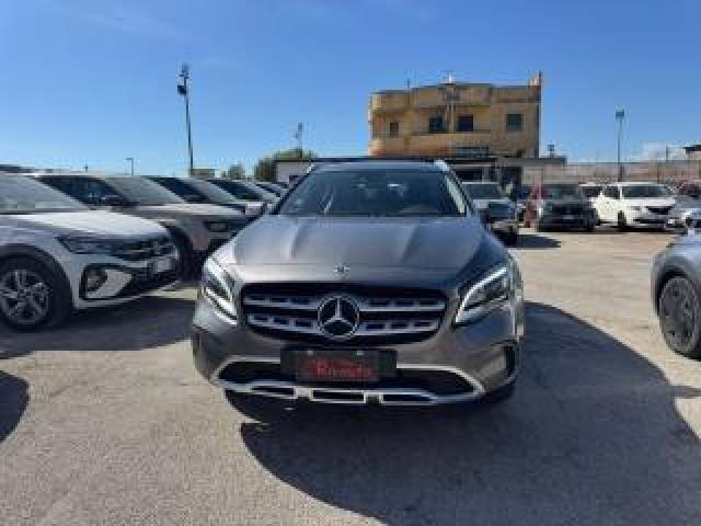 Mercedes Benz Gla 200 D Automatic  Premium 
