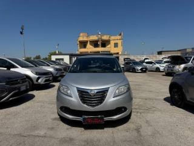 Lancia Ypsilon 1.2 69 Cv 5 Porte S&s Gold 