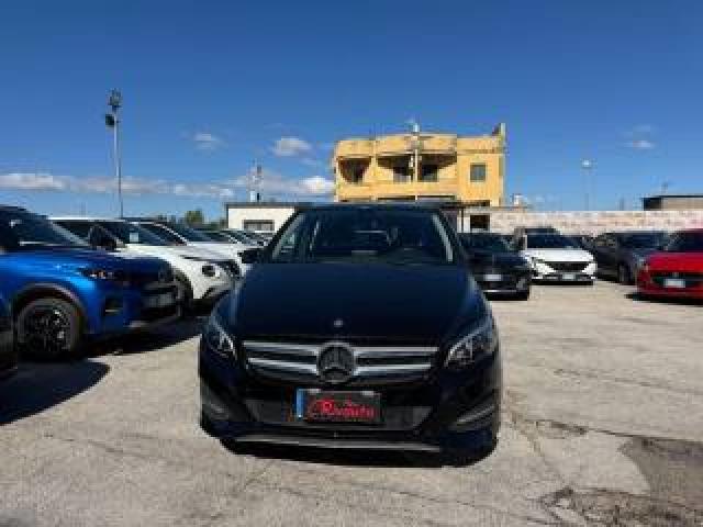 Mercedes Benz B 180 D Premium 