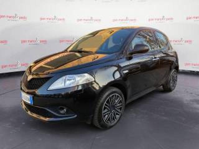 Lancia Ypsilon 1.2 69 Cv 5 Porte S&s Gold 
