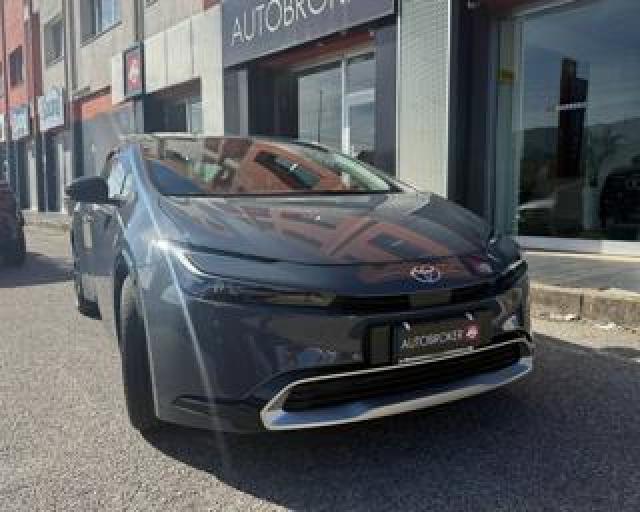 Toyota Prius 2.0 Plug-In Hybrid Lounge + 