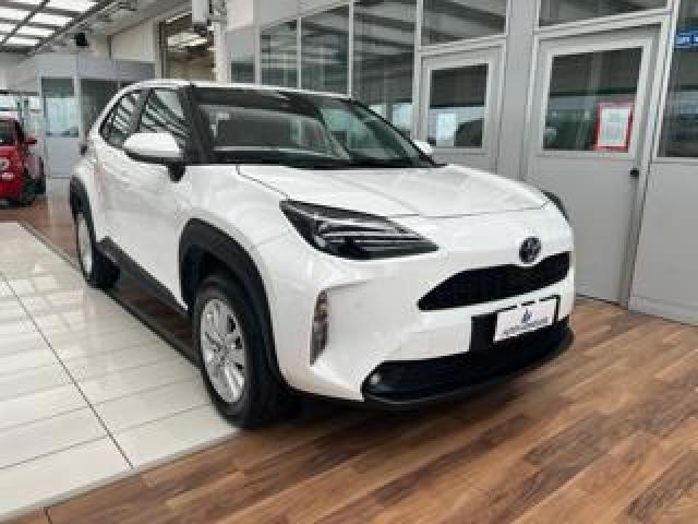 Toyota Yaris Cross 1.5 Hybrid 5p. E-Cvt Business - Retocam, Navi 