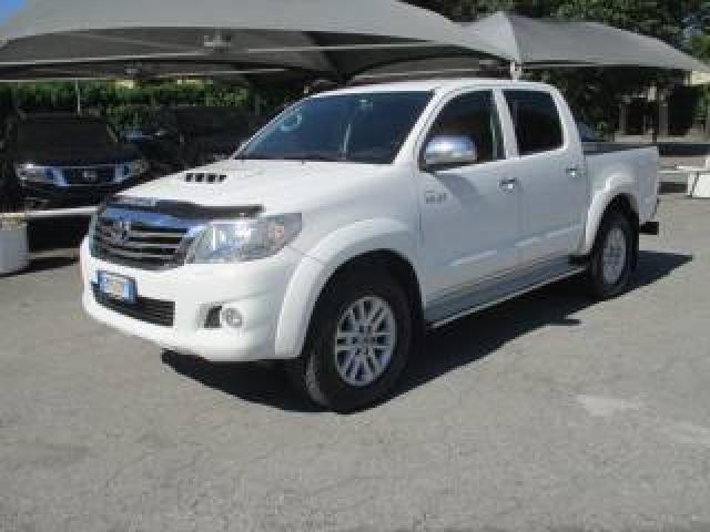Toyota Hilux + Iva !!! 3.0 D-4d Aut.4wd 4p. Dc Stylex 