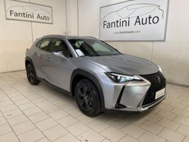Lexus Ux 250h Urban 2.0 2wd Cvt-Leggi Sotto 