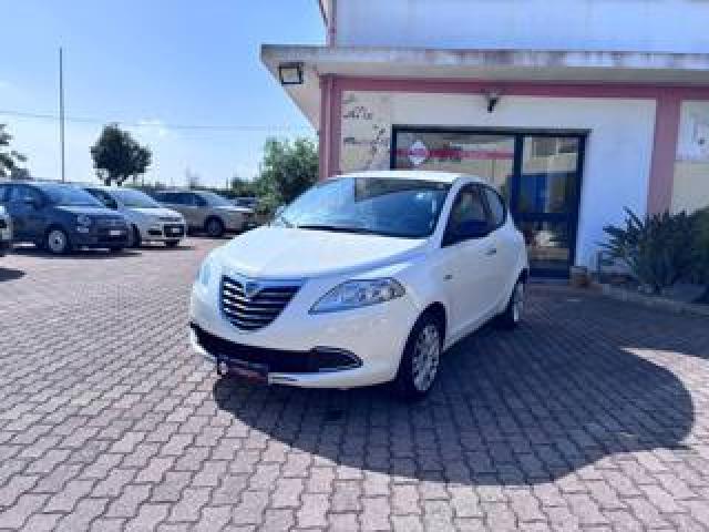 Lancia Ypsilon 1.2 69 Cv 5 Porte Platinum 