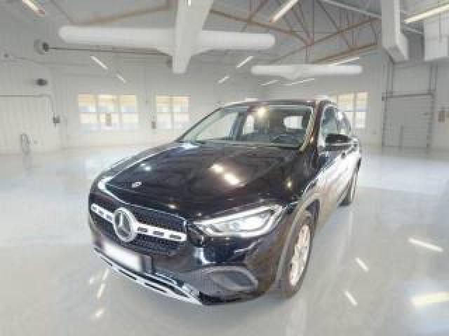 Mercedes Benz Gla 200 D Automatic Business Extra **iva Esposta** 