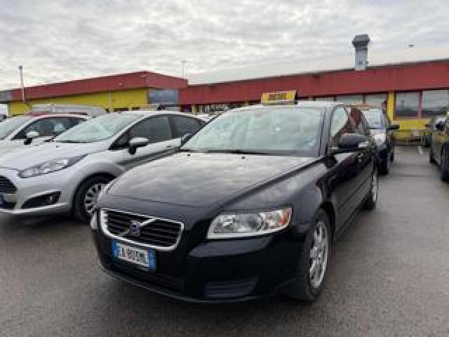 Volvo V50 D2 R-Design 