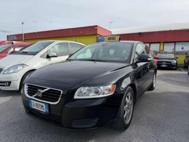 Volvo V50 D2 R-Design 
