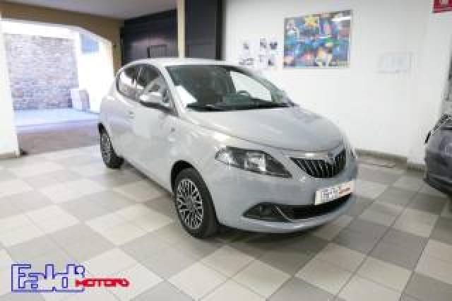 Lancia Ypsilon 1.0 Firefly 5 Porte S&s Hybrid Alberta Ferretti 