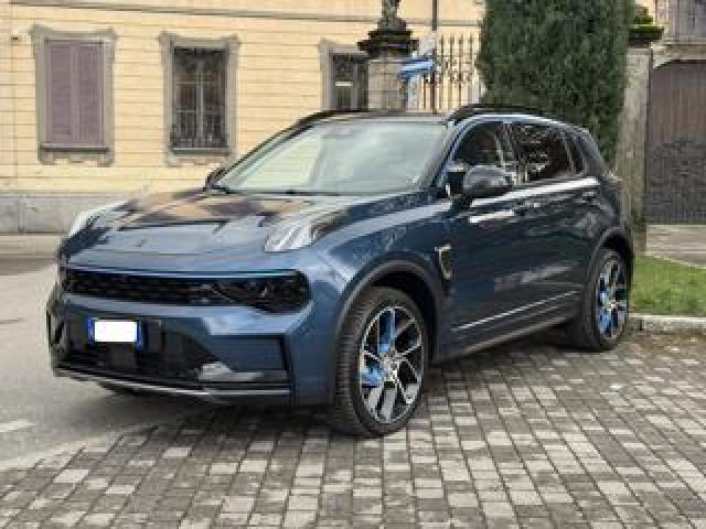 Lynk & Co 01 Phev 