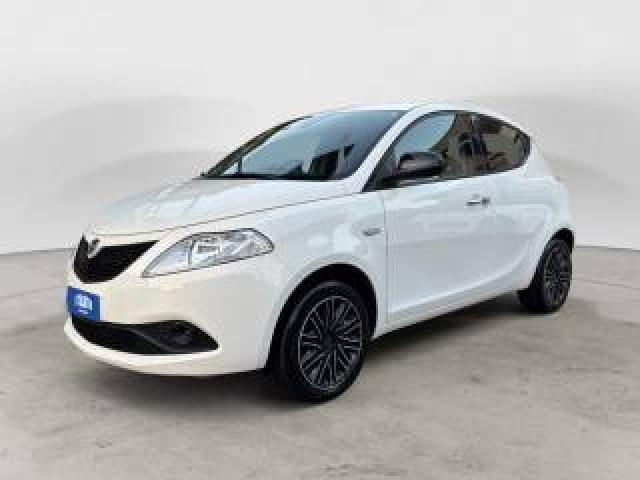 Lancia Ypsilon 1.2 69 Cv 5 Porte S&s Gold 