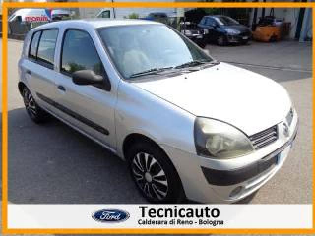 Renault Clio 1.2 16v Cat 5 Porte Confort 