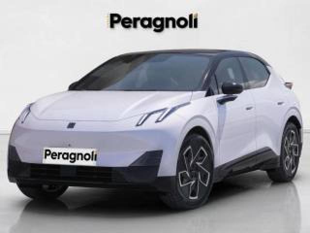 Lynk & Co 02 Core Full Electric Automatica 