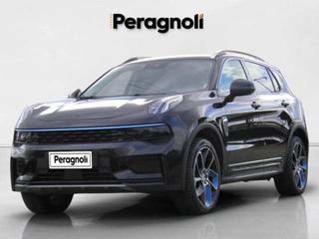 Lynk & Co 01 Phev 