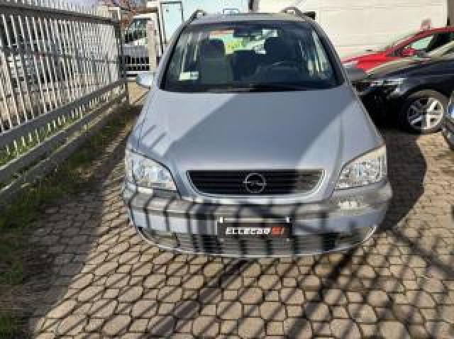 Opel Zafira 1.6i 16v Elegance 